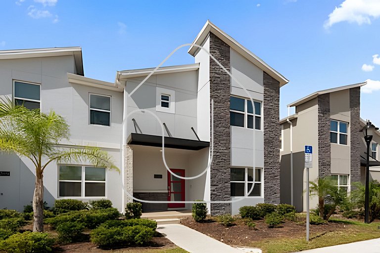 5BR Oasis with Pool in Orlando