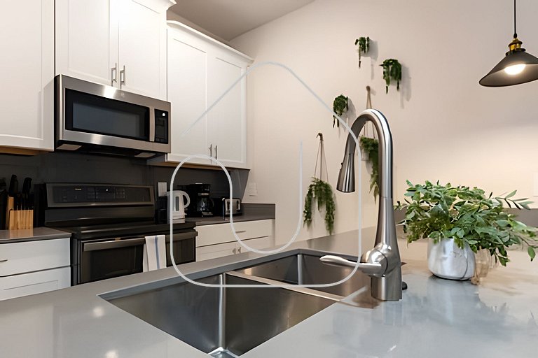 5BR Oasis with Pool in Orlando