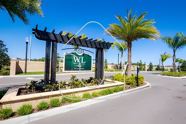 Cozy 3BR Disney Vacation Home - 8932