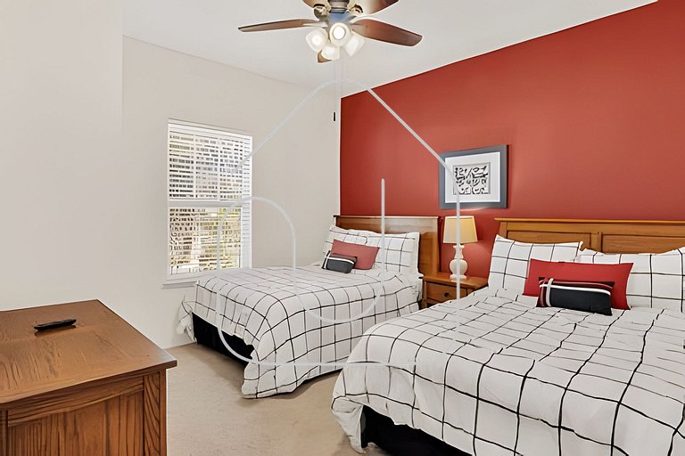 Cozy 3BR Disney Vacation Home - 8932