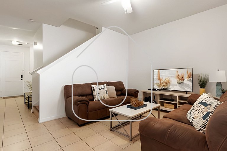 Cozy 3BR 3 Baths Home Near Disney