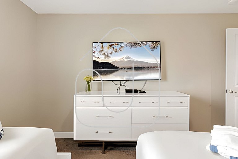 Spacious 4BR Home in Storey Lake -4914