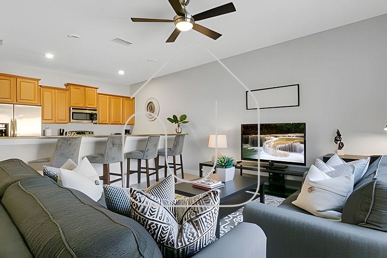 Orlando 4BR/3BA Villa with Private Pool by Disney