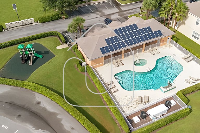 Charming 3 BR W/Pool Near Disney