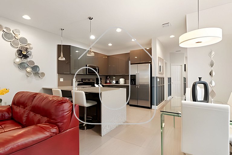 Charming 3 BR W/Pool Near Disney