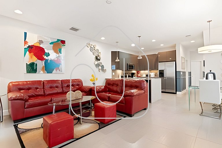 Charming 3 BR W/Pool Near Disney