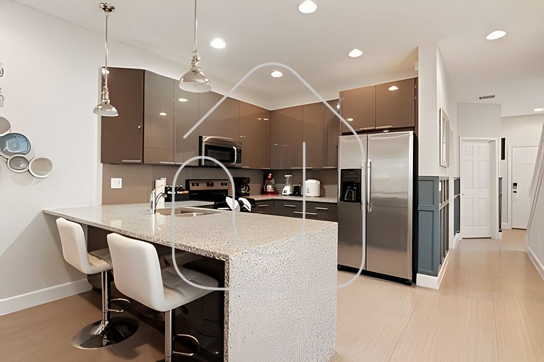 Charming 3 BR W/Pool Near Disney