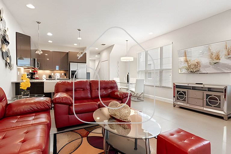 Charming 3 BR W/Pool Near Disney