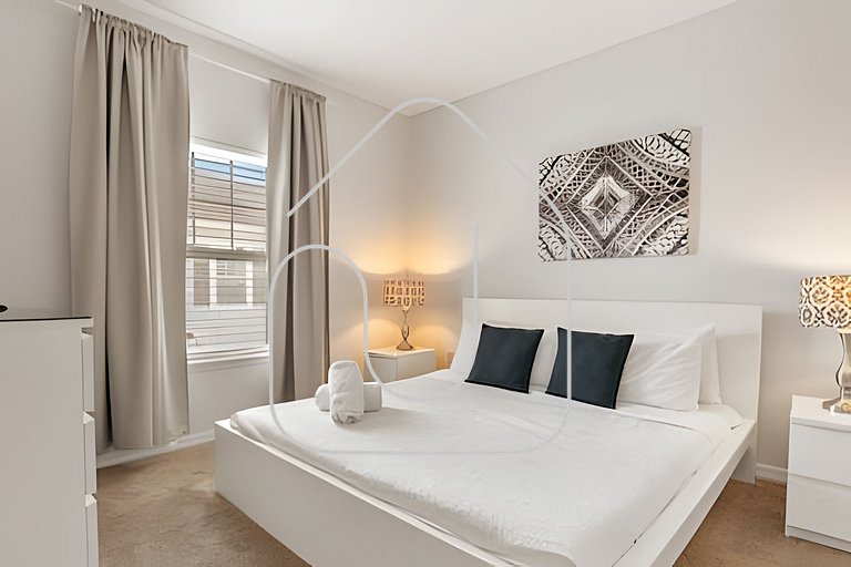 Spacious 4BR Home Near Disney-16101