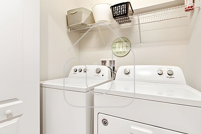 Windsor 5BR Retreat | Private Pool & Club