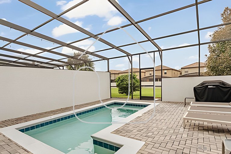 Unik 8936 Windsor at W · Windsor 5BR Retreat | Private Pool