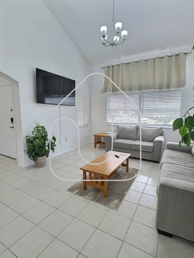 3BR Townhome Lake Berkley - Near Disney