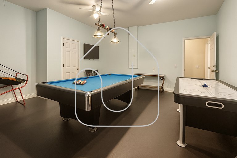 Casa Épica de 6 Quartos | Quarto dos Vingadores + Piscina