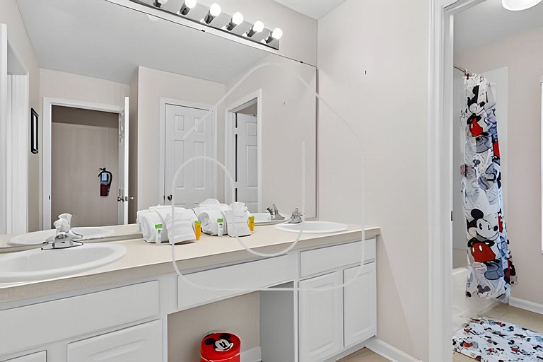 Windsor Hills 5BR ☆ 5min to Disney + Pool