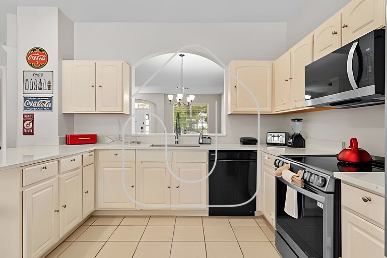 Windsor Hills 5BR ☆ 5min to Disney + Pool