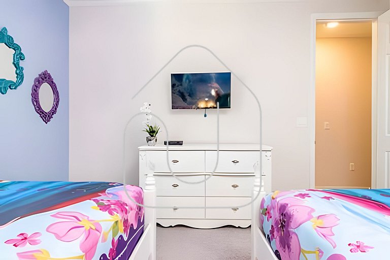 Disney 6BR Villa w/ Pool & Themed Rooms