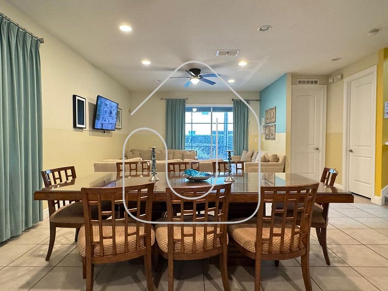 Luxury 8BR Villa w/ Pool & Spa Near Disney