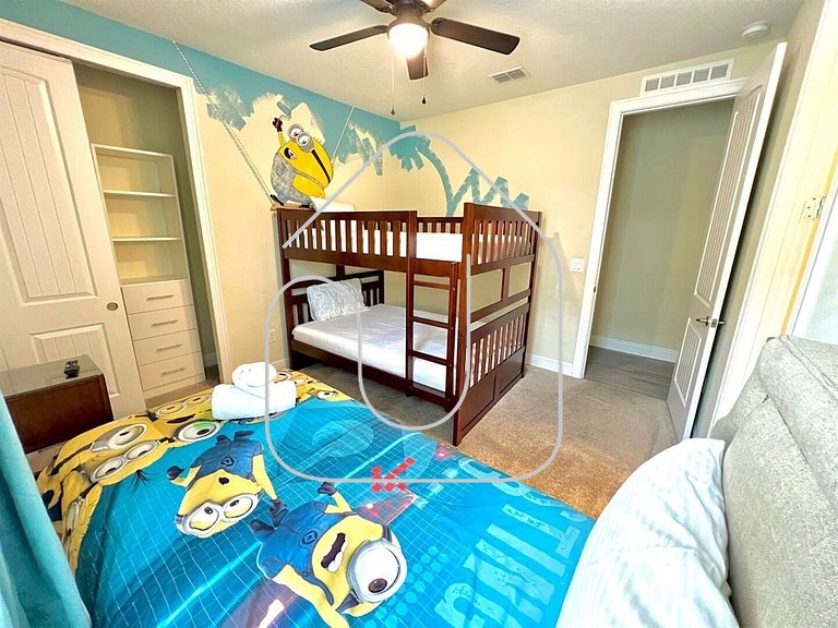 Luxury 8BR Villa w/ Pool & Spa Near Disney