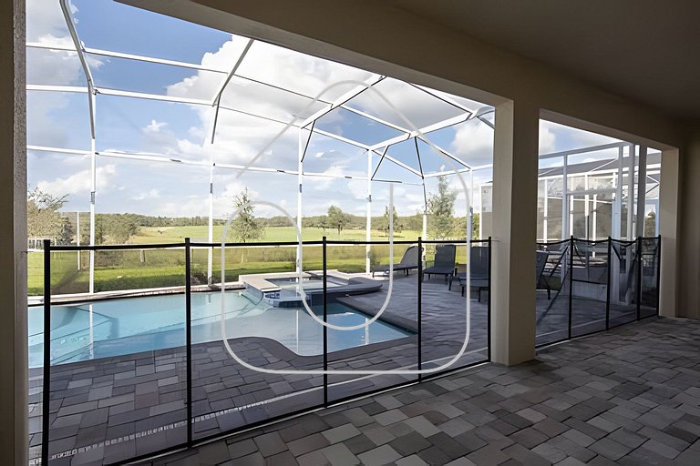 8BR Villa w/ Pool, Theater & Game Room