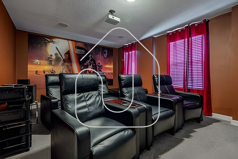 Casa 8Q c/ Piscina, Cinema e Game Room