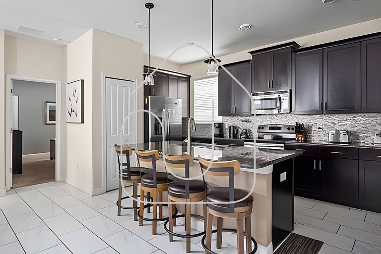 5BR w/ South Pool, Game Room – Storey Lake