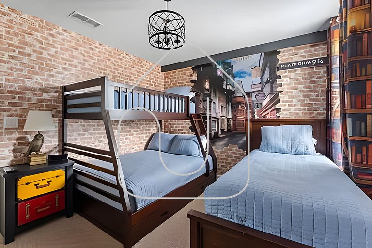 5BR w/ South Pool, Game Room – Storey Lake