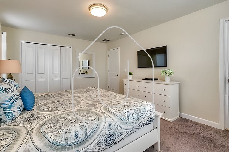 6BR Pool Home w/ Mickey + Avengers – Storey Lake