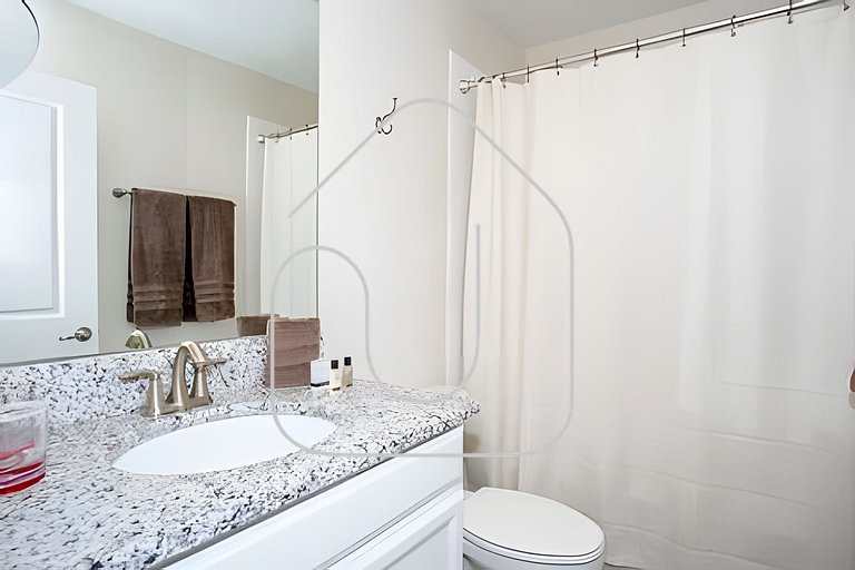 6BR Townhome w/ Pool – 10 Min to Disney