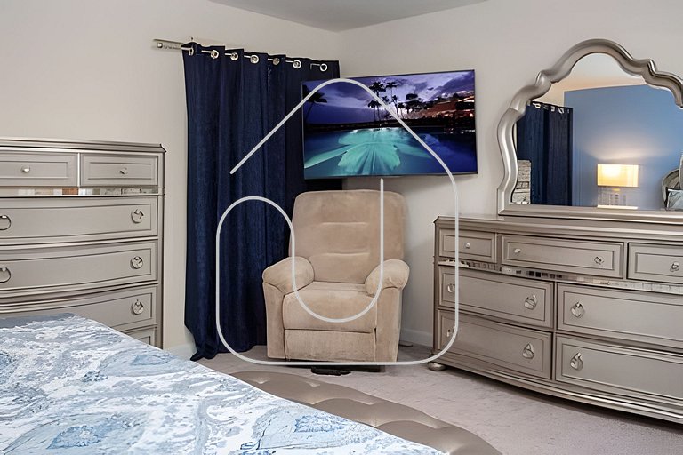 6BR Townhome w/ Pool – 10 Min to Disney