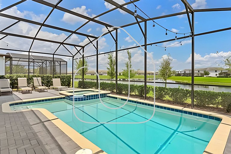 Luxury 6BR Villa w/ Pool, Spa & Near Disney
