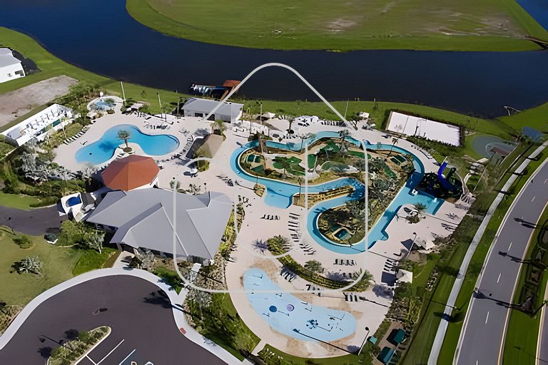 Luxury 6BR Villa w/ Pool, Spa & Near Disney