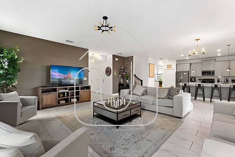 6BR Storey Lake Villa w/ Pool, Spa & EV Charger