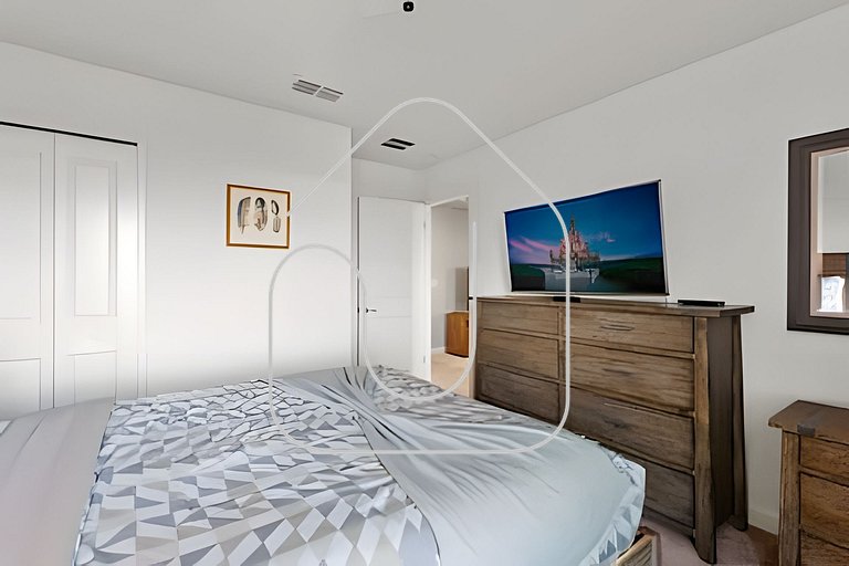 Villa 6Q Storey Lake c/ Piscina, Spa e EV Charger