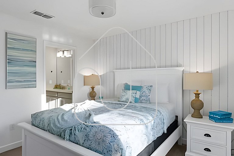 6BR Storey Lake Villa w/ Pool, Spa & EV Charger