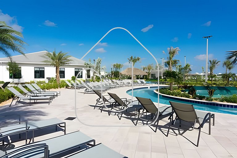 6BR Storey Lake Villa w/ Pool, Spa & EV Charger