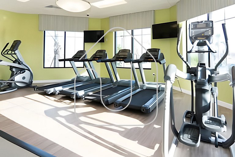 Villa 6Q Storey Lake c/ Piscina, Spa e EV Charger