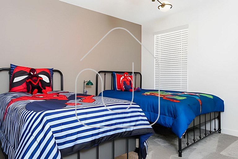 9BR Villa w/ Pool & Game Room Near Disney