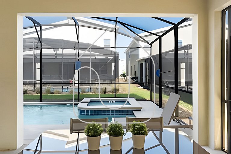 6BR Villa w/ Pool & Themed Rooms