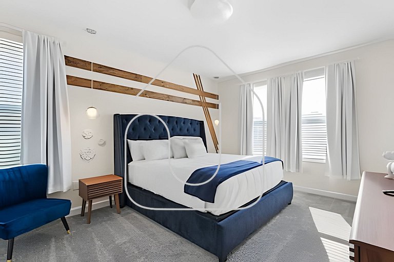 6BR Villa w/ Pool & Themed Rooms