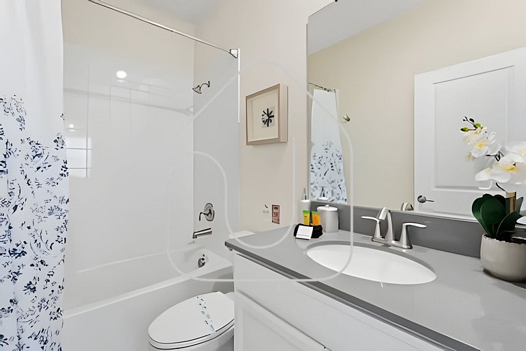 6BR Villa w/ Pool & Themed Rooms