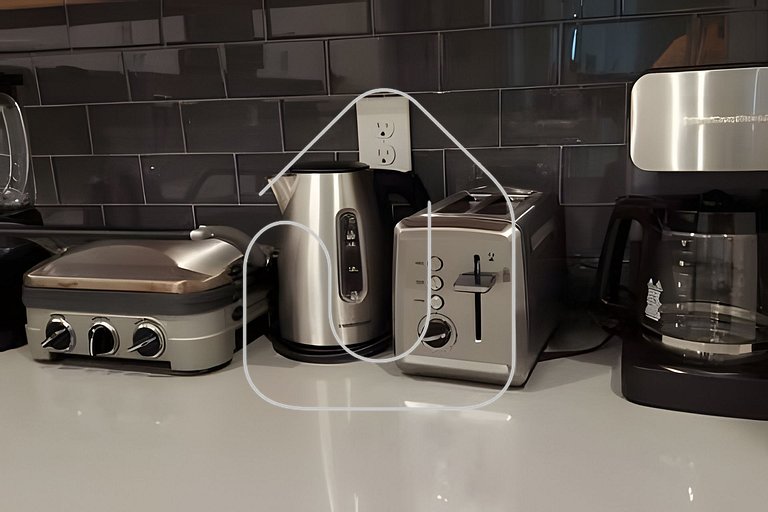 6BR Villa w/ Pool & Themed Rooms