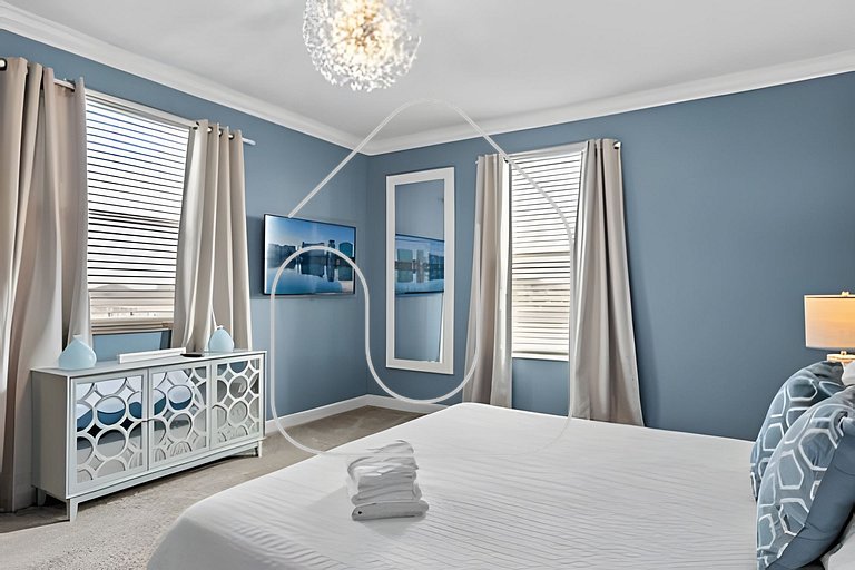 5BR Villa w/ Pool & Game Room near Disney