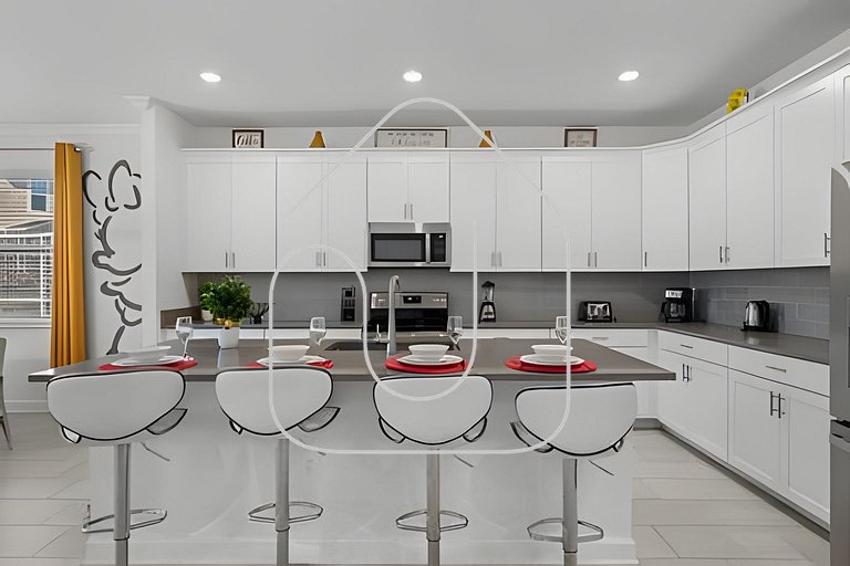 Casa 6Q Temática Disney c/ Piscina