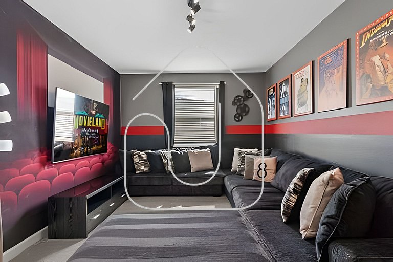 Casa 6Q Temática Disney c/ Piscina