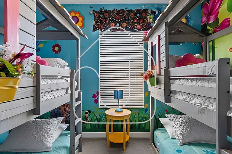 Casa 6Q Temática Disney c/ Piscina