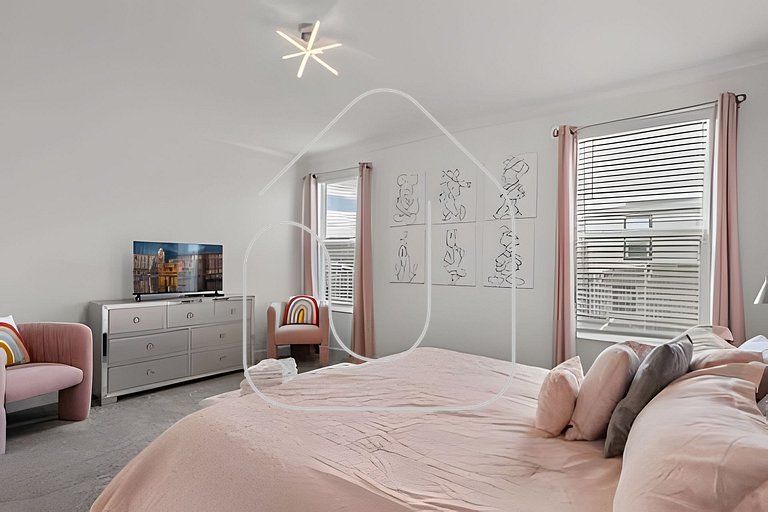 6BR Disney-Themed Villa + Pool & Game Room