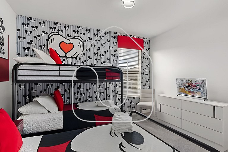 Casa 6Q Temática Disney c/ Piscina