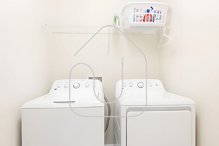 Casa 6Q c/ Piscina e Game Room – Perto da Disney