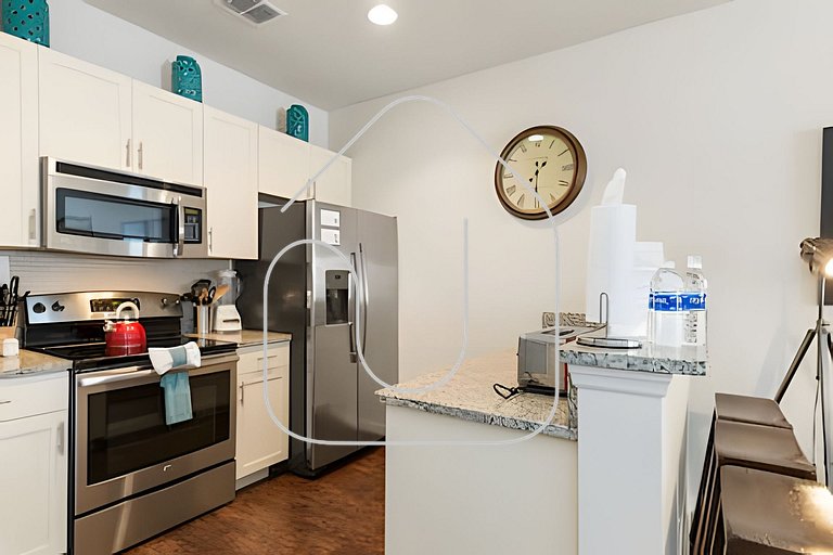 Disney 3BR Townhome w/ Pool & Mickey Theme