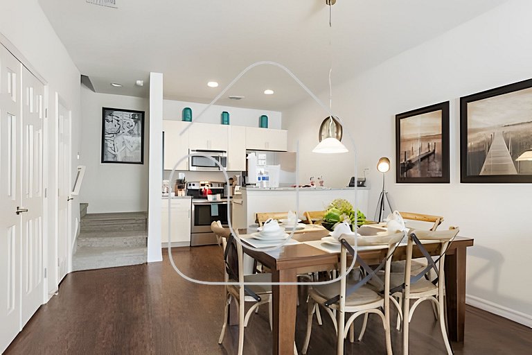 Disney 3BR Townhome w/ Pool & Mickey Theme